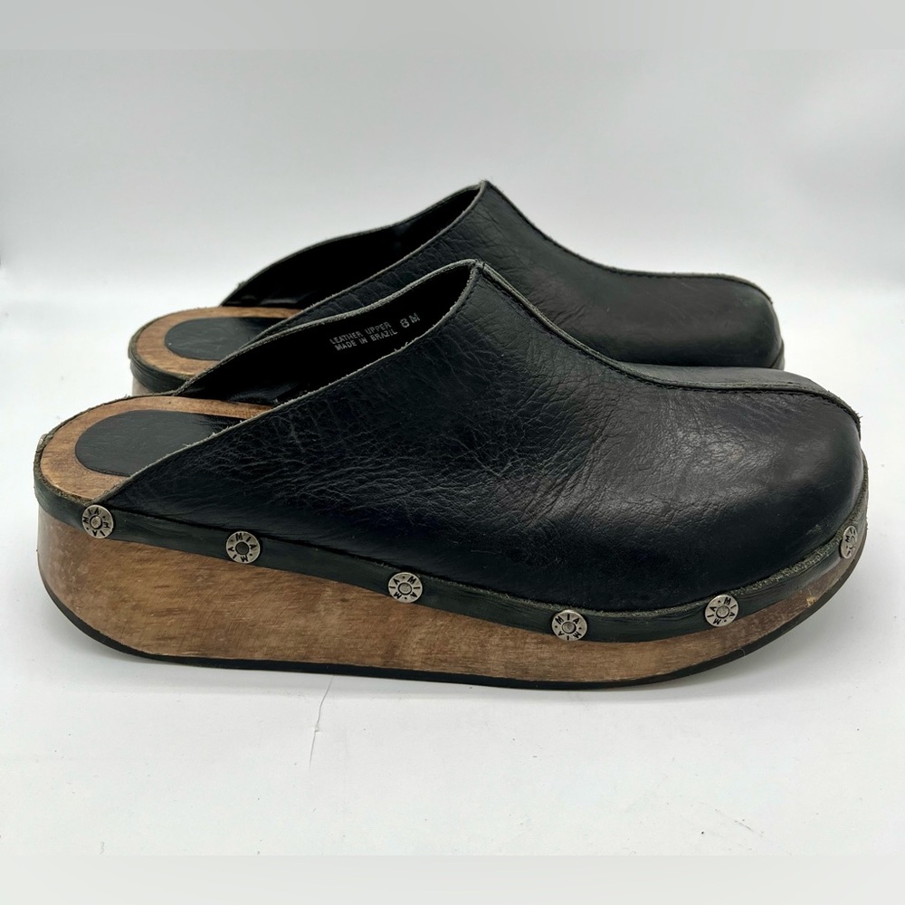 MIA Black Leather Mules with Wooden Sole